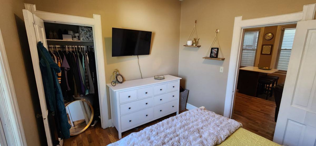 Apartment for rent at 2013-15A N Newhall St, Milwaukee, WI 53202