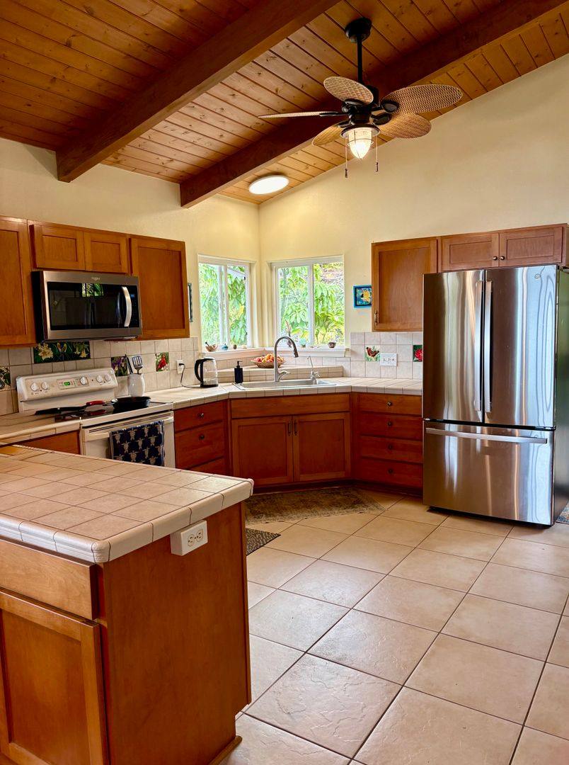Apartment for rent at 73-1158 Ahulani St, Kailua Kona, HI 96740