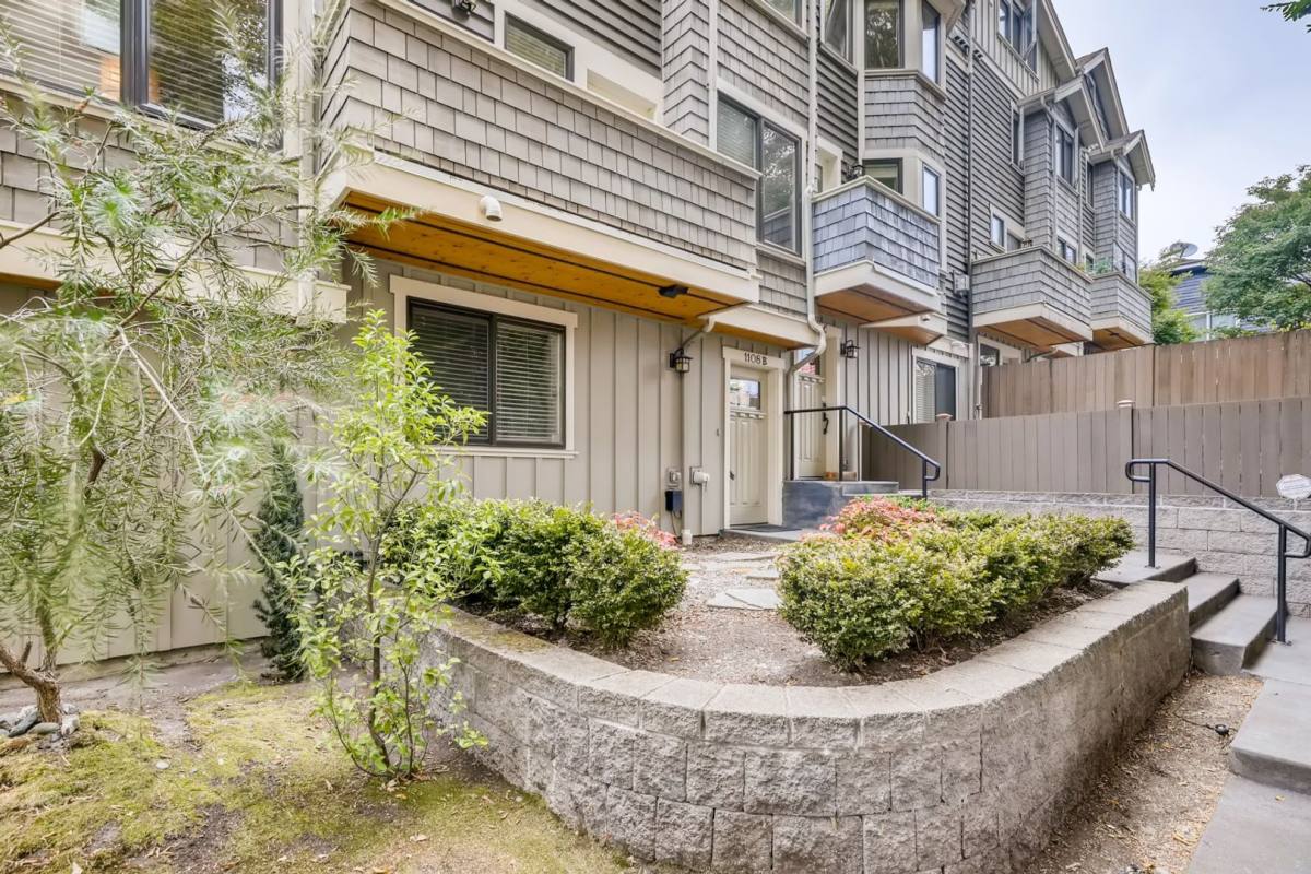 Townhouse for rent at 1108 Taylor Ave N, Seattle, WA 98109