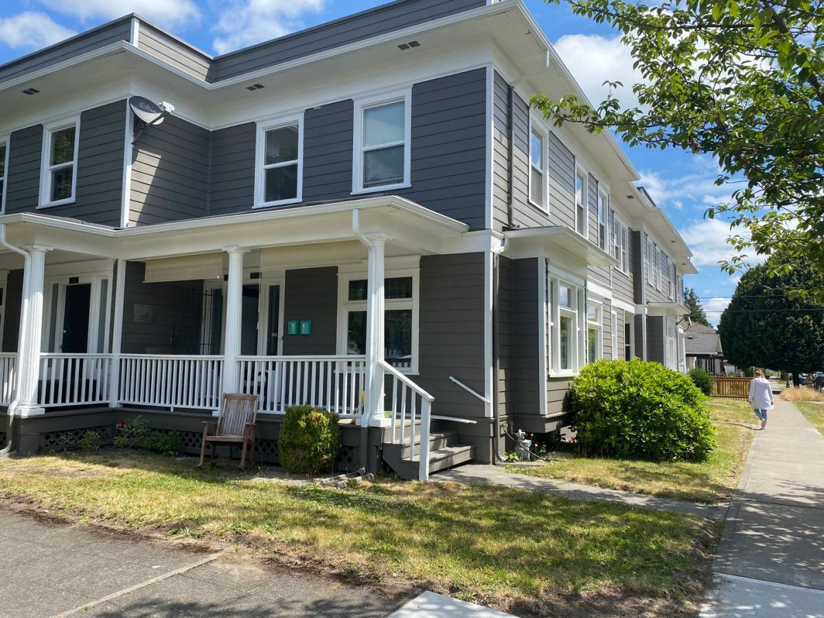 Apartment for rent at 1315 S 9th St, Tacoma, WA 98405