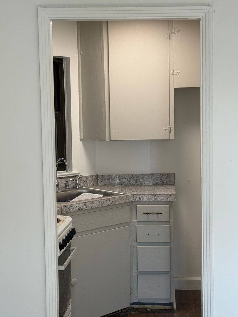 Apartment for rent at 51 N 4th St, Newark, OH 43055