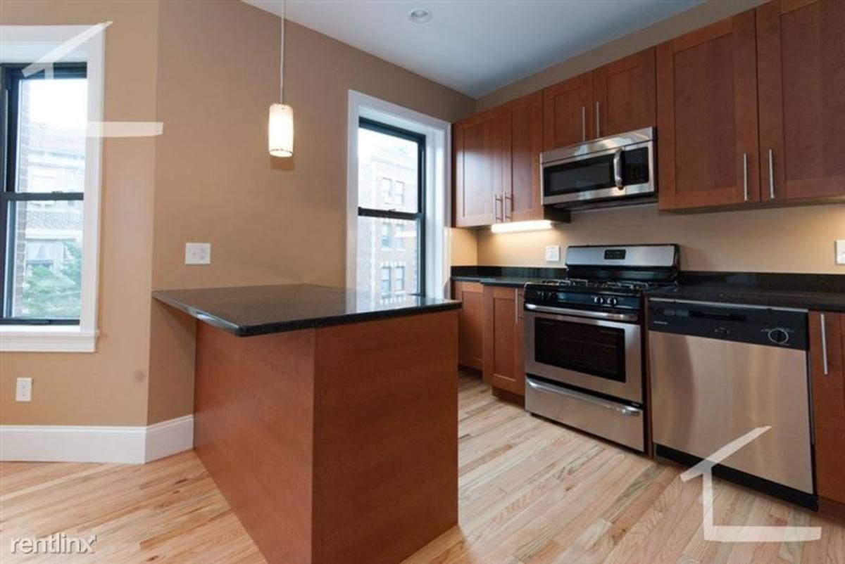 Apartment for rent at 6 Lothian Rd #4, Brighton, MA 02135