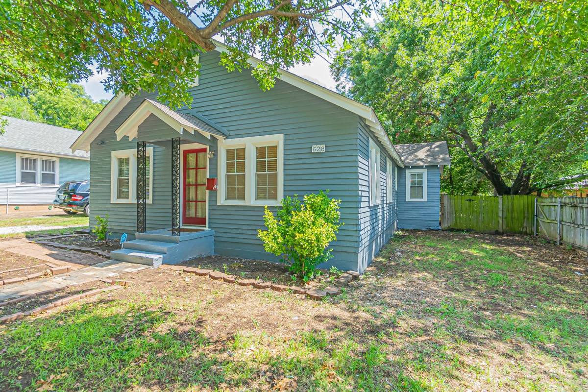 House for rent at 628 W Comanche St, Norman, OK 73069