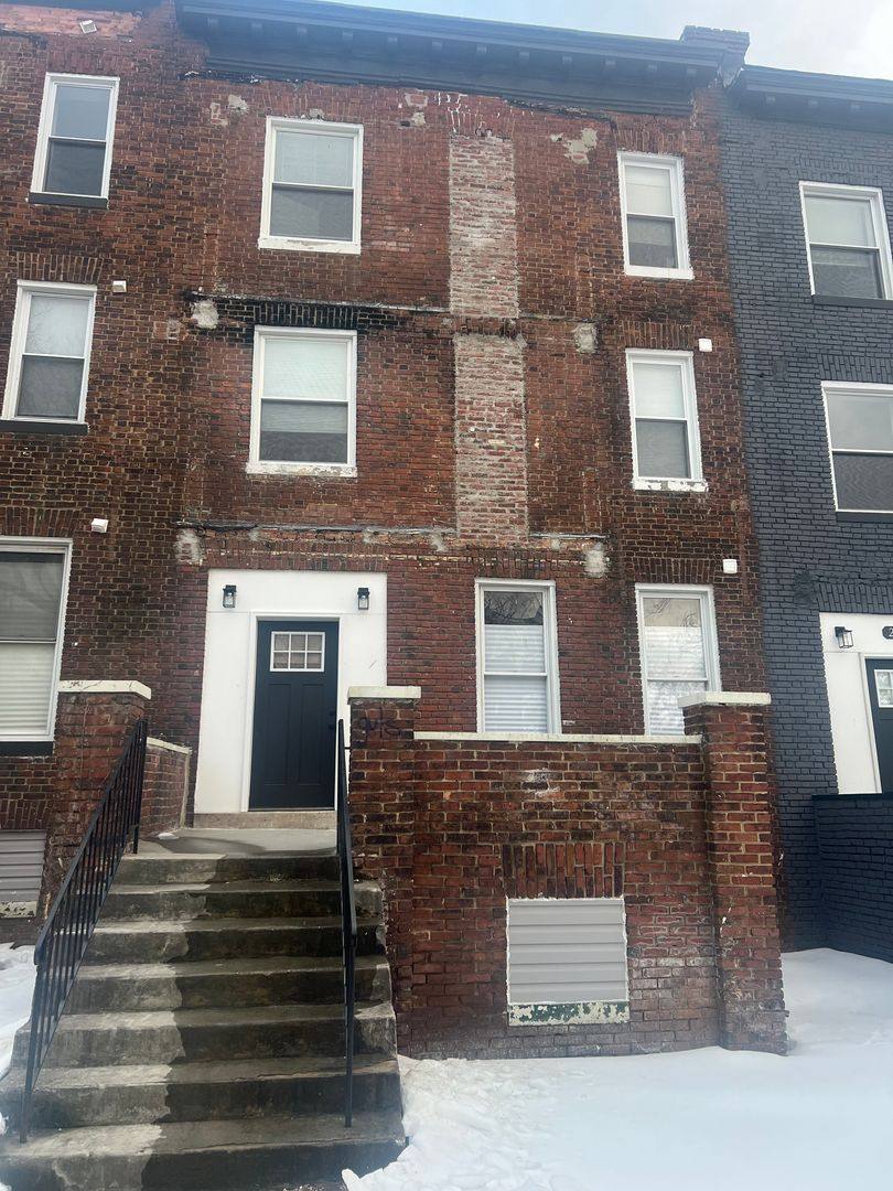 Apartment for rent at 2303 Whittier Ave #1, Baltimore, MD 21217