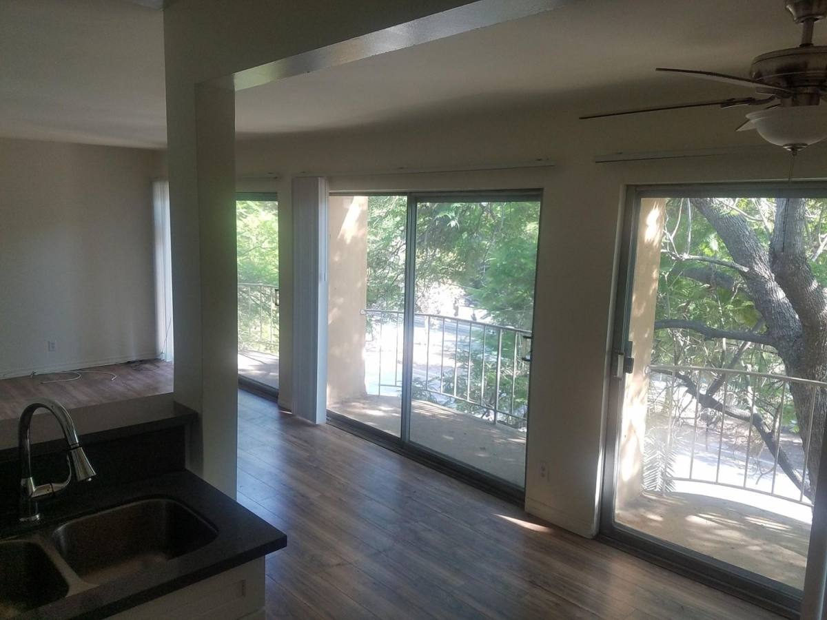 Apartment for rent at 12311 Chandler Blvd, Valley Village, CA 91607
