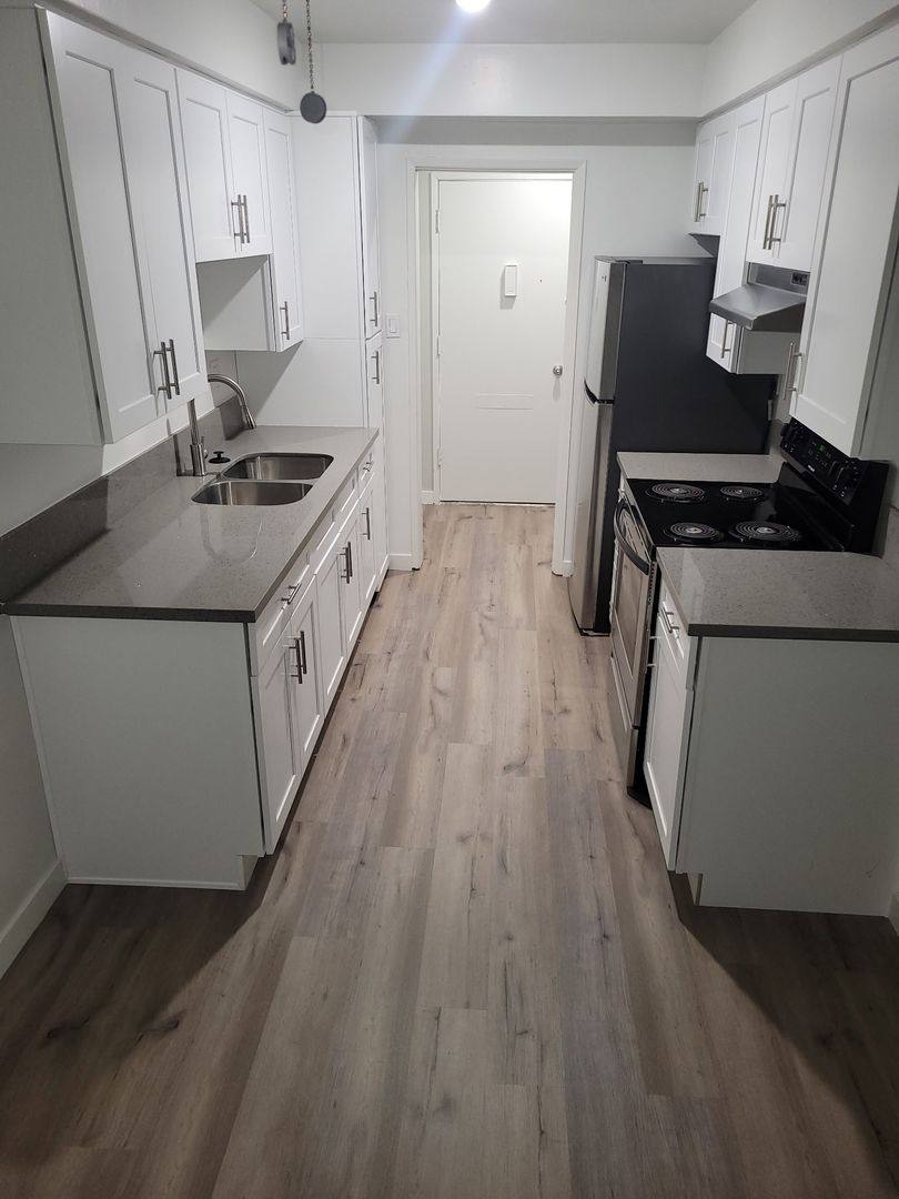 Apartment for rent at 12311 Chandler Blvd, Valley Village, CA 91607