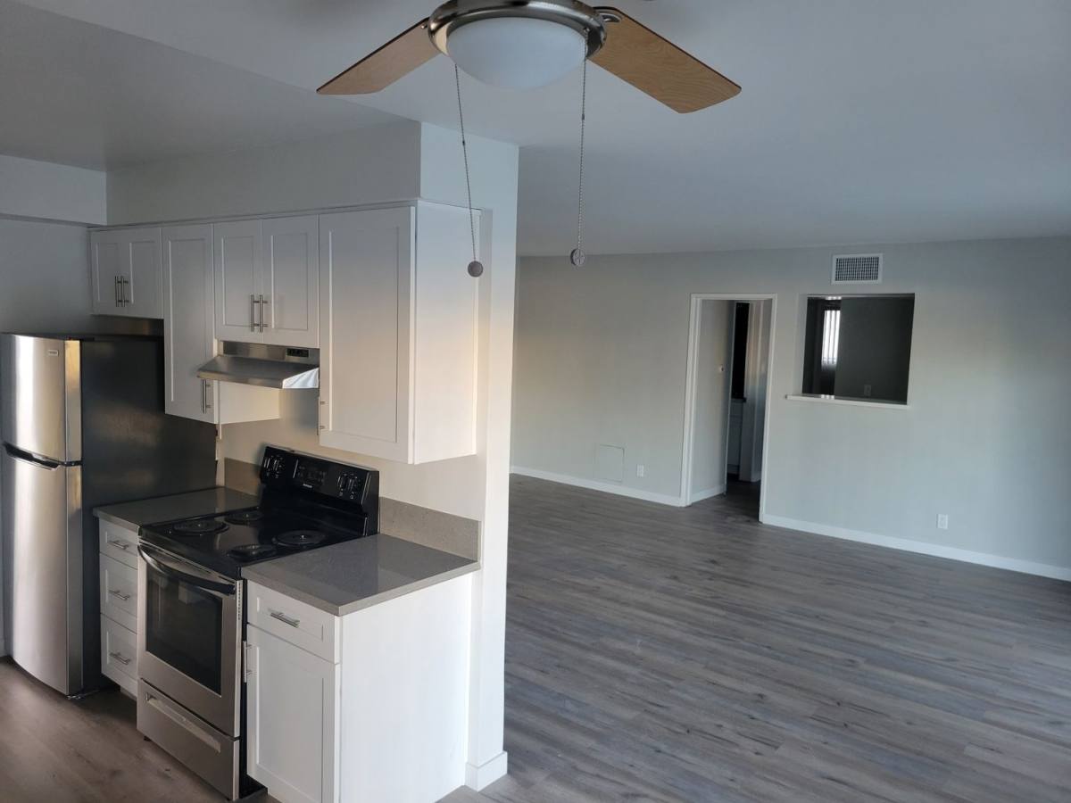 Apartment for rent at 12311 Chandler Blvd, Valley Village, CA 91607
