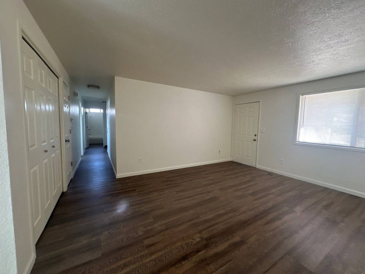 Apartment for rent at 1418 & 1420 Pleasant Ave, Klamath Falls, OR 97601