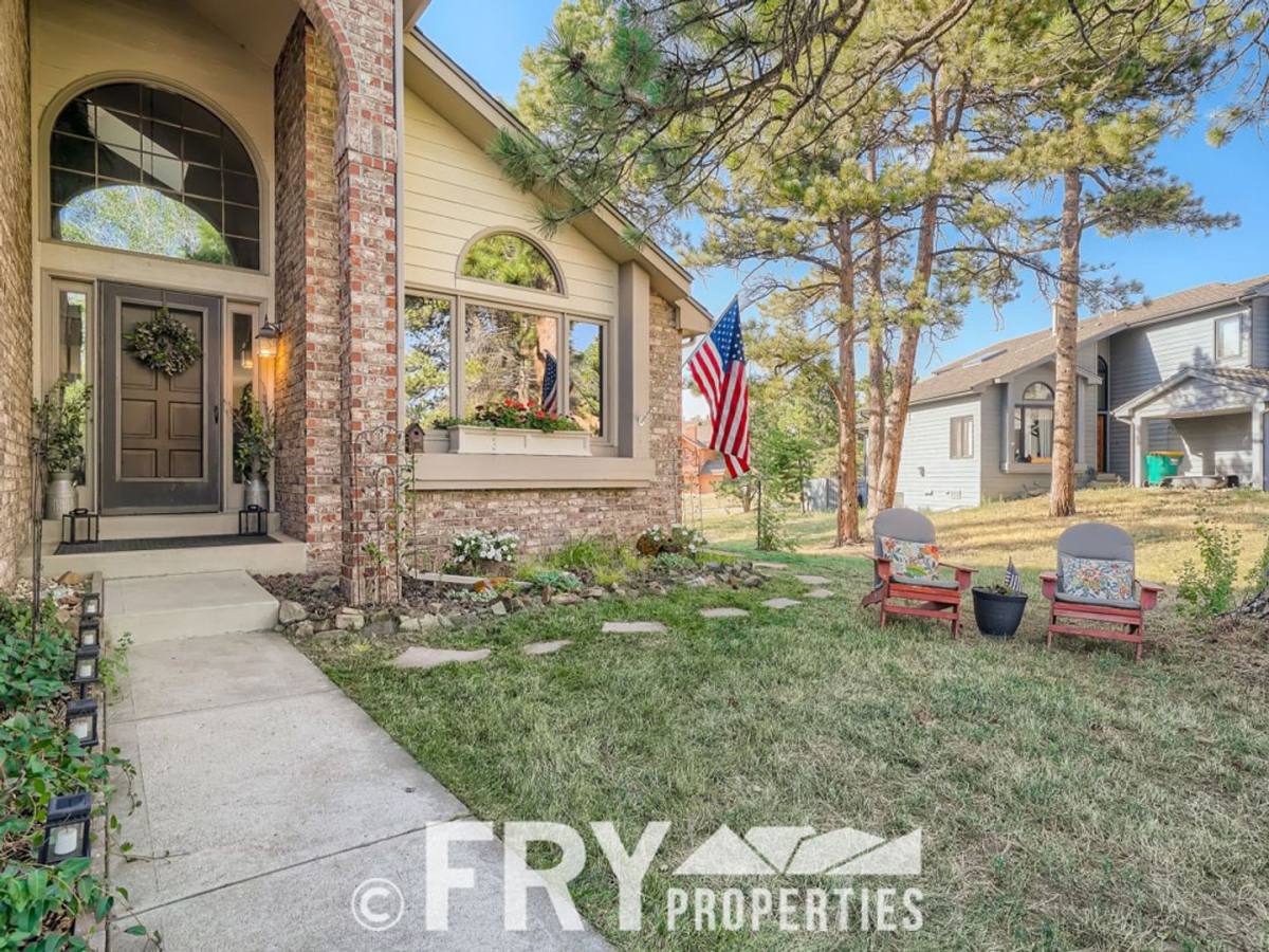 House for rent at 25875 Buffalo Lane, Golden, CO 80401