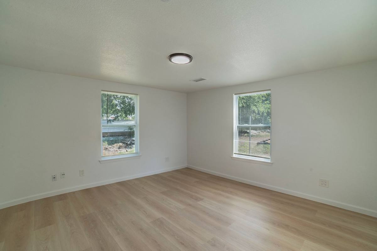 House for rent at 1208 Dan Gould Dr, Arlington, TX 76001