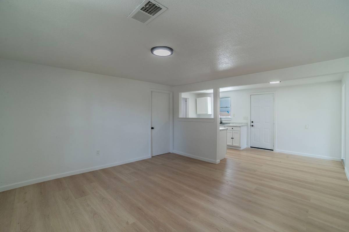 House for rent at 1208 Dan Gould Dr, Arlington, TX 76001