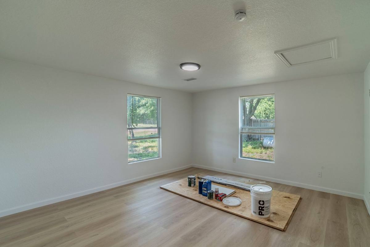House for rent at 1208 Dan Gould Dr, Arlington, TX 76001