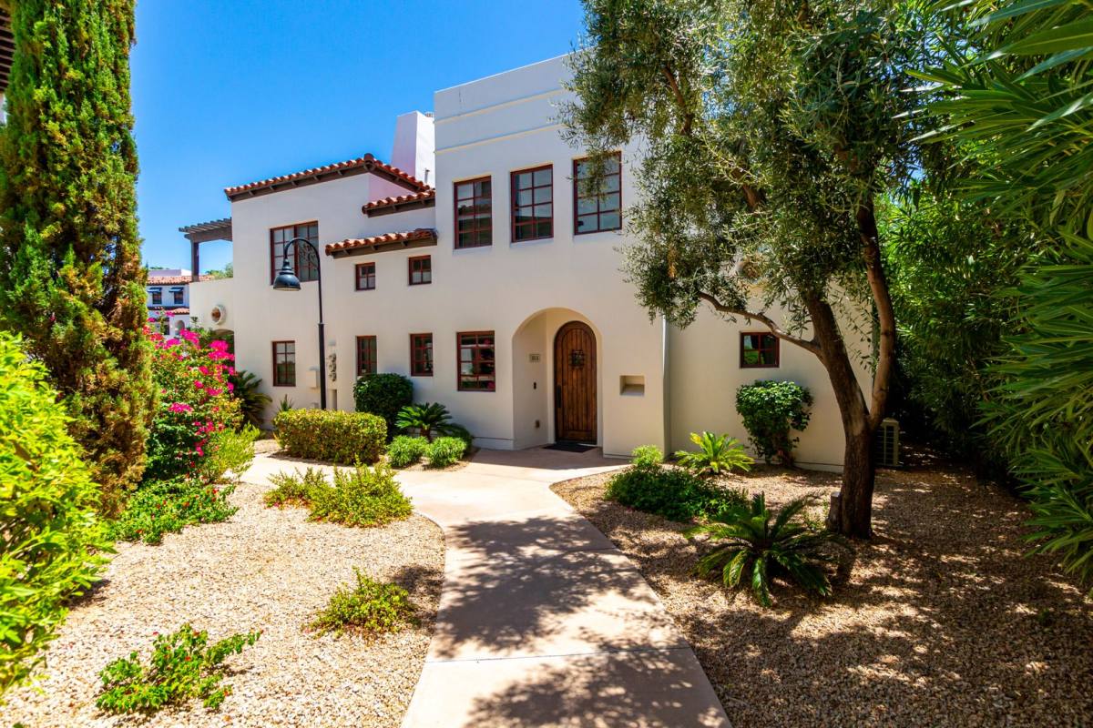 House for rent at 8333 E Via Paseo Del Norte, Scottsdale, AZ 85258