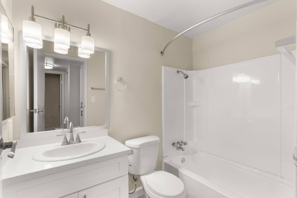 Apartment for rent at 8124 Magnolia Ave, Riverside, CA 92504