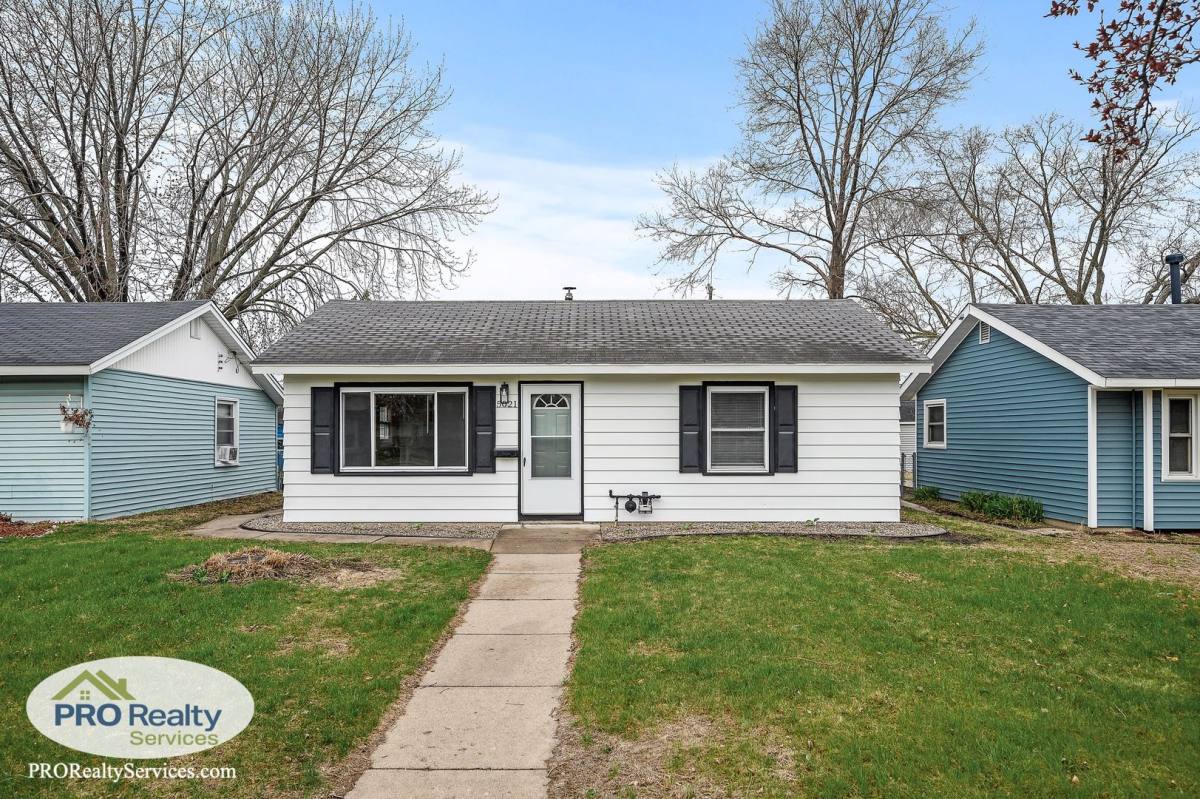 House for rent at 5021 Fremont Ave N, Minneapolis, MN 55430