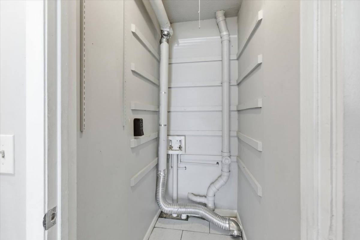 Apartment for rent at 3307 Mayflower St, Jacksonville, FL 32205