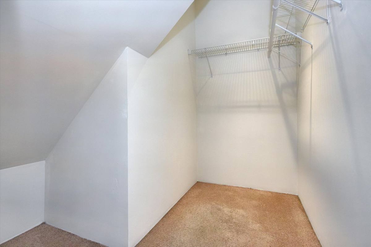 Apartment for rent at 80 Pine St, Montclair, NJ 07042