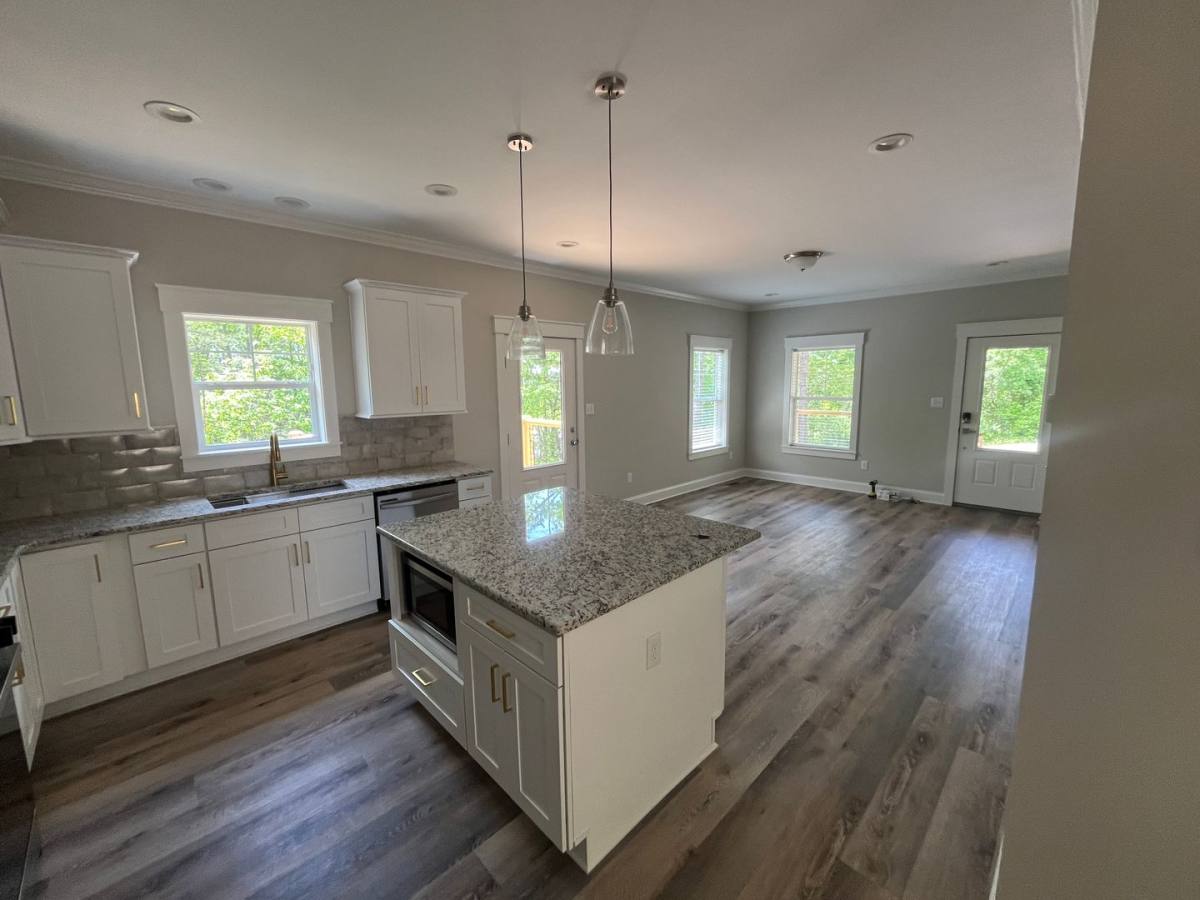 House for rent at 51 Flat Top Mountain Rd, Fairview, NC 28730