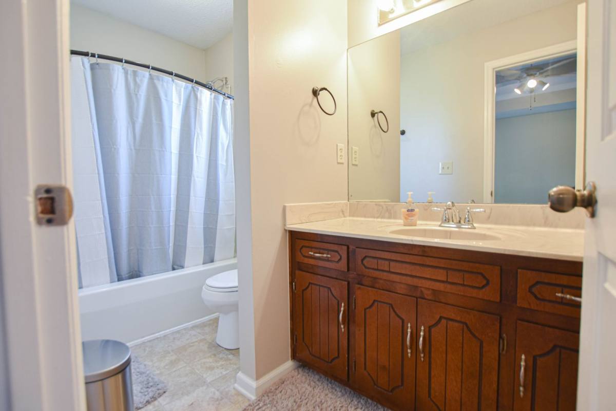 House for rent at 204 Windmeade Circle, Clarksville, TN 37042