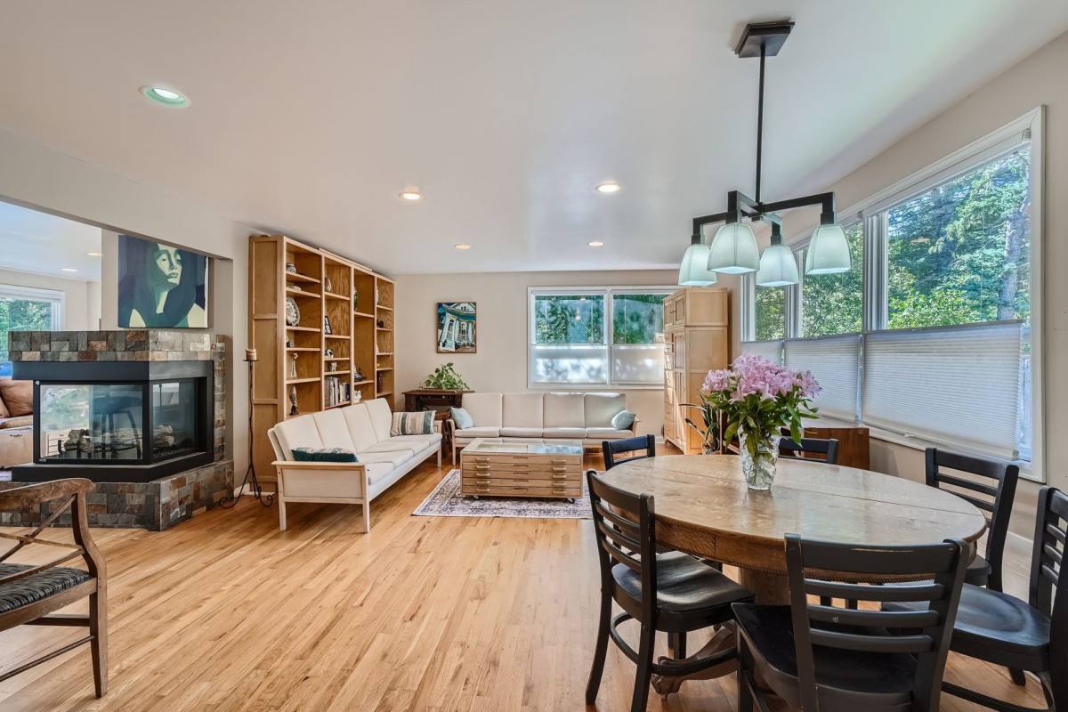 House for rent at 860 Willowbrook Rd, Boulder, CO 80302
