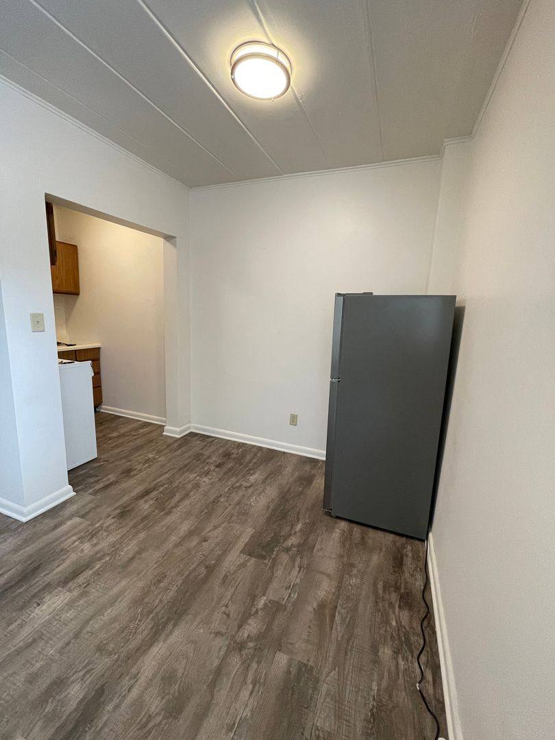 Apartment for rent at 930 N Marshall St, Milwaukee, WI 53202