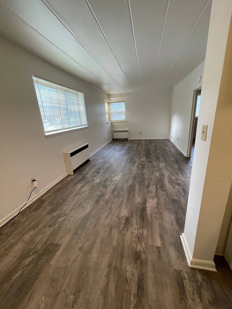 Apartment for rent at 930 N Marshall St, Milwaukee, WI 53202