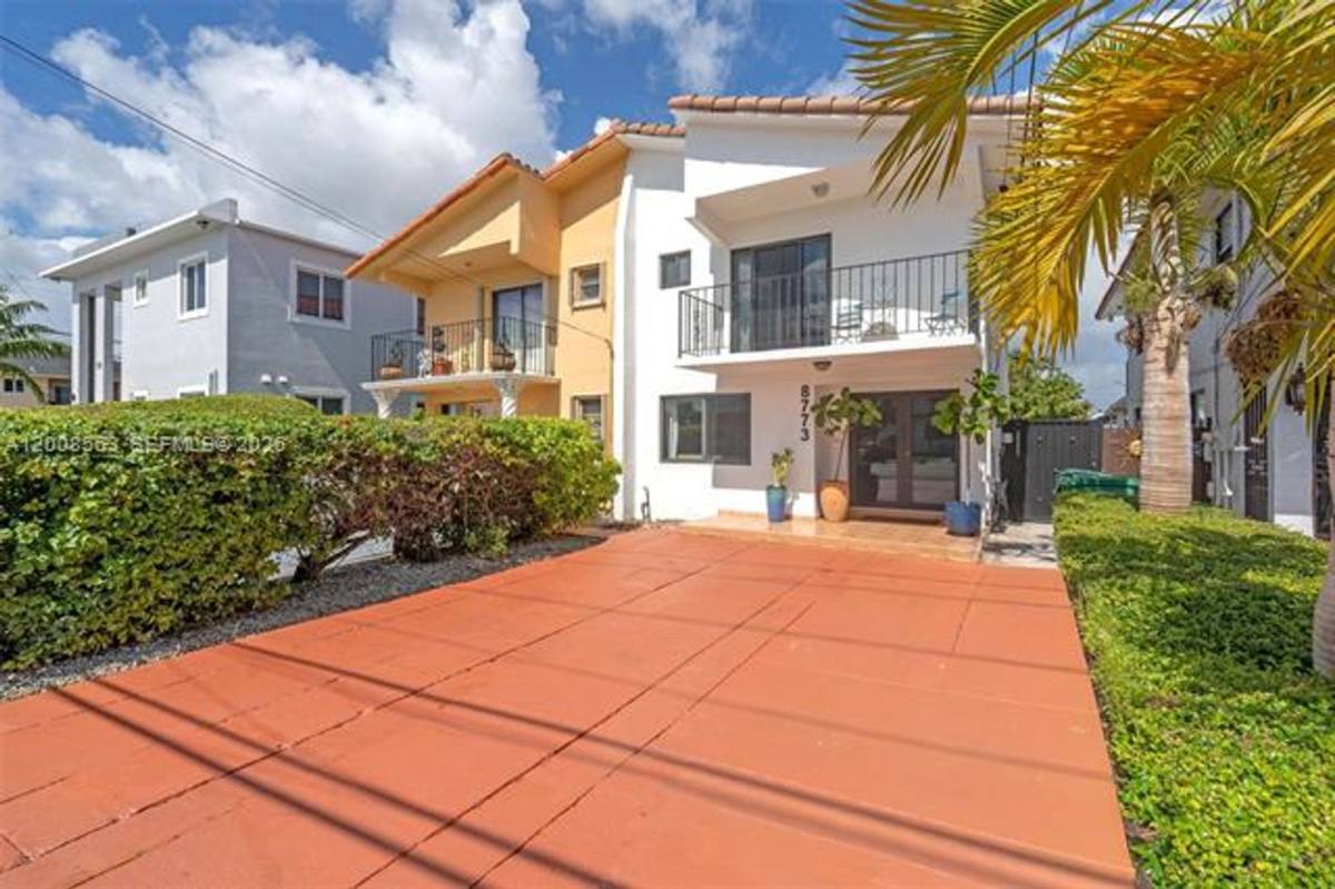 House for rent at 8773 SW 36th St, Miami, FL 33165
