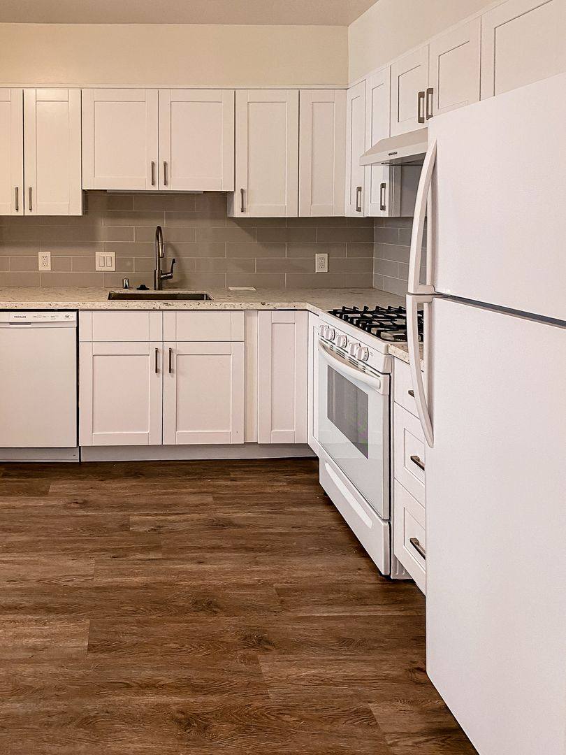 Apartment for rent at 520 Bartlett St, San Francisco, CA 94110