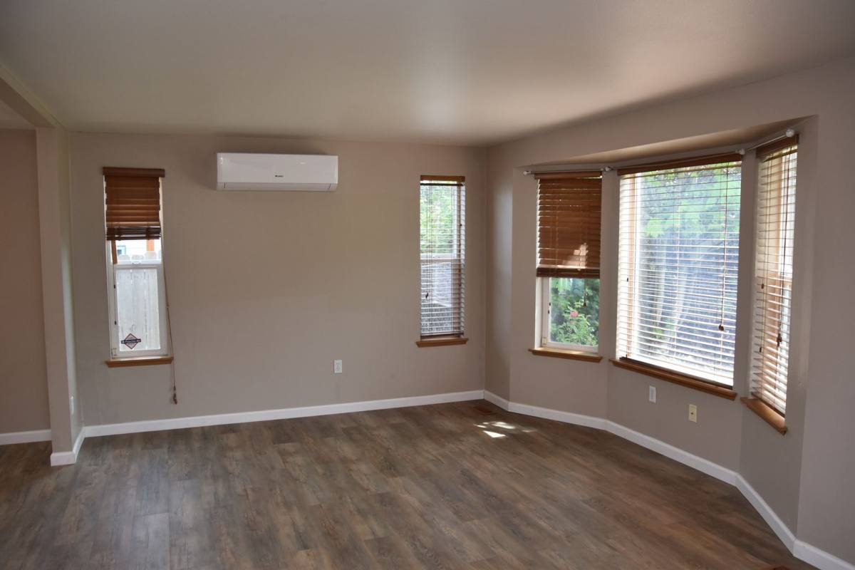 House for rent at 1405 E 38th St, Tacoma, WA 98404