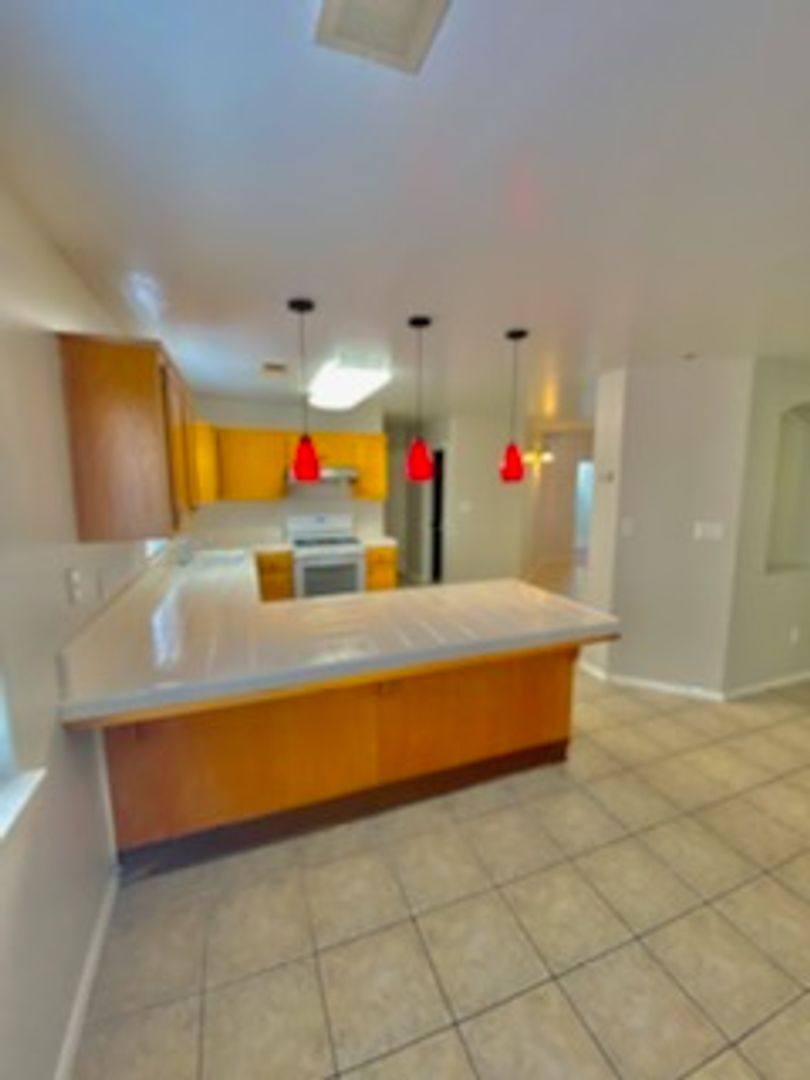 House for rent at 9505 Chatfield Court, Bakersfield, CA 93311