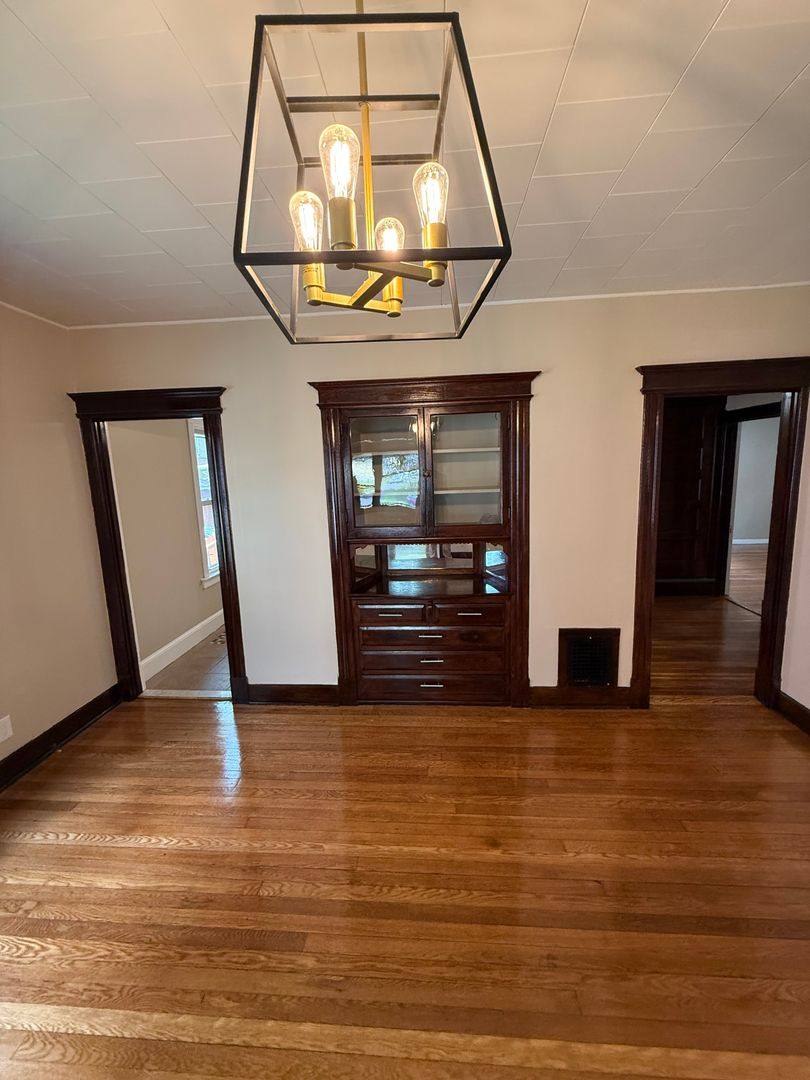 Apartment for rent at 260-262 Oxford St, Hartford, CT 06105