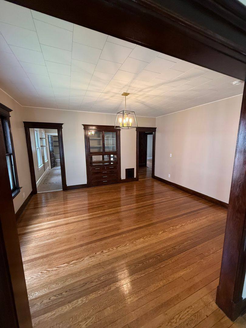 Apartment for rent at 260-262 Oxford St, Hartford, CT 06105