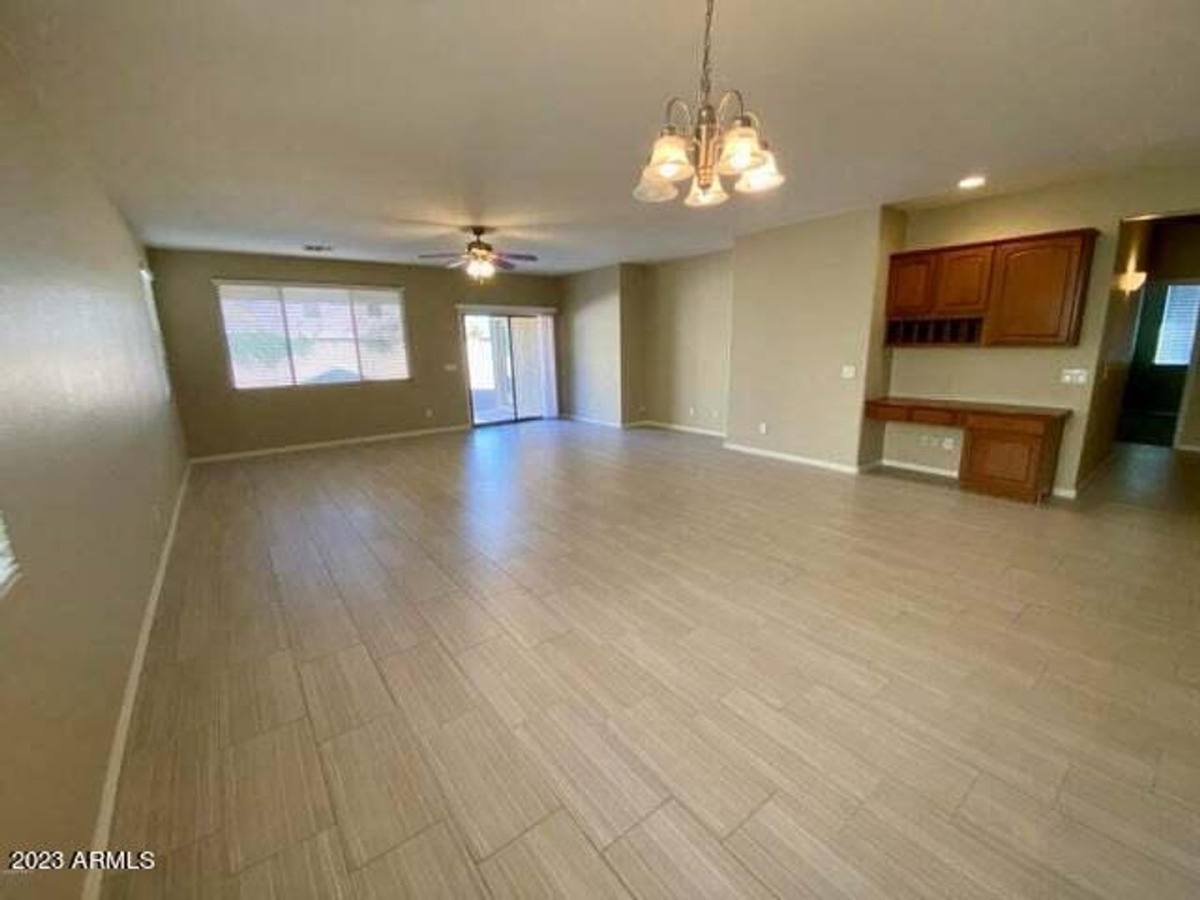 House for rent at 654 W Desert Mountain Dr, San Tan Valley, AZ 85143