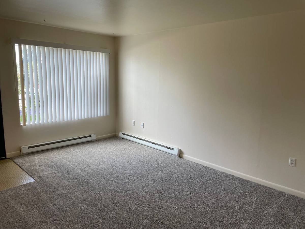 Apartment for rent at 5127 Colby Ave, Everett, WA 98203