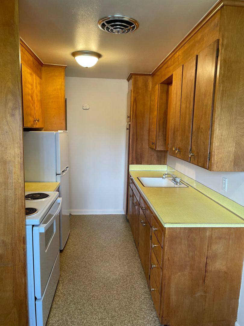 Apartment for rent at 5127 Colby Ave, Everett, WA 98203