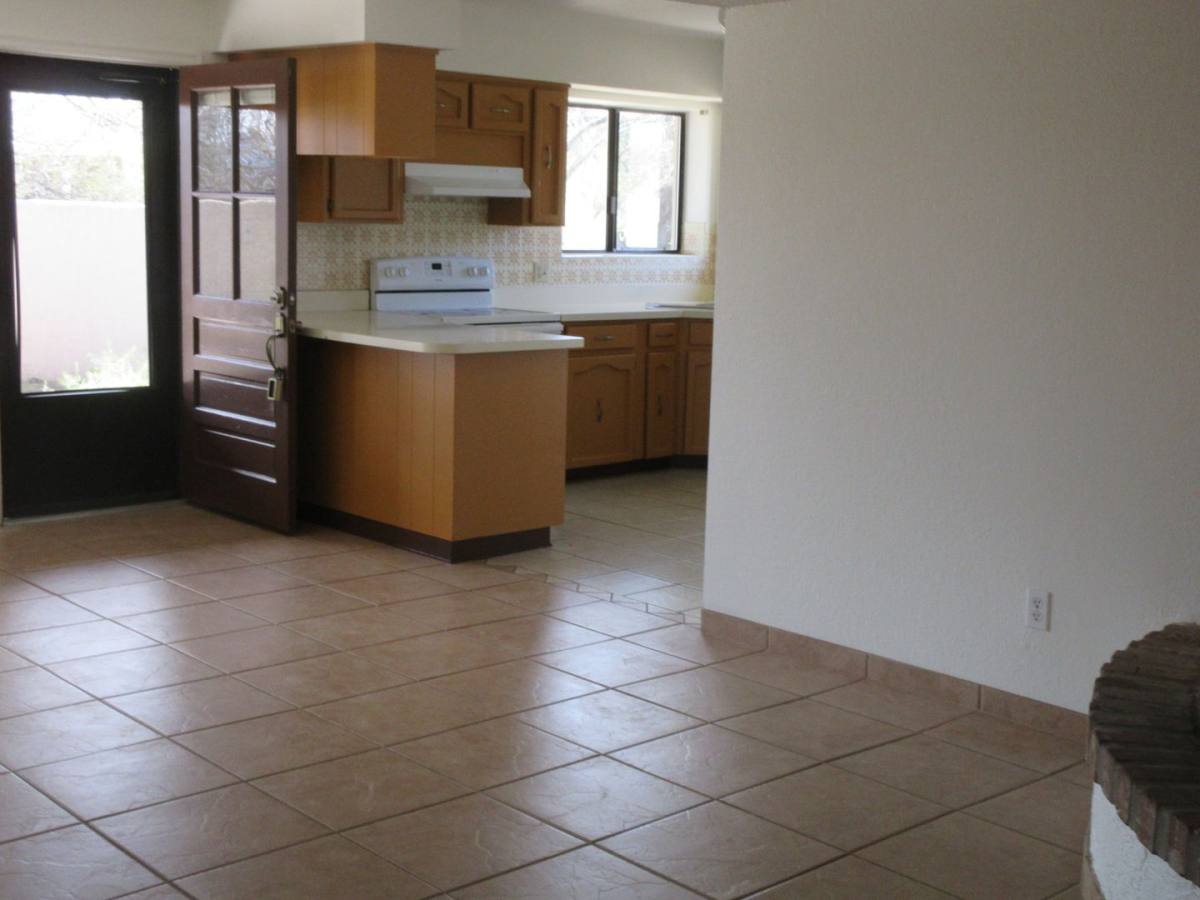 House for rent at 18022 Avenida De Augusto, Green Valley, AZ 85614