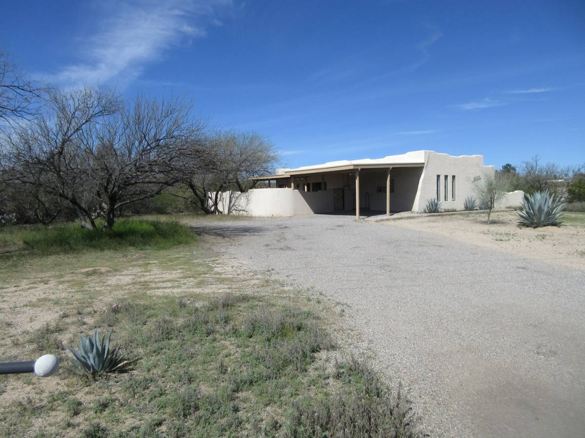 House for rent at 18022 Avenida De Augusto, Green Valley, AZ 85614