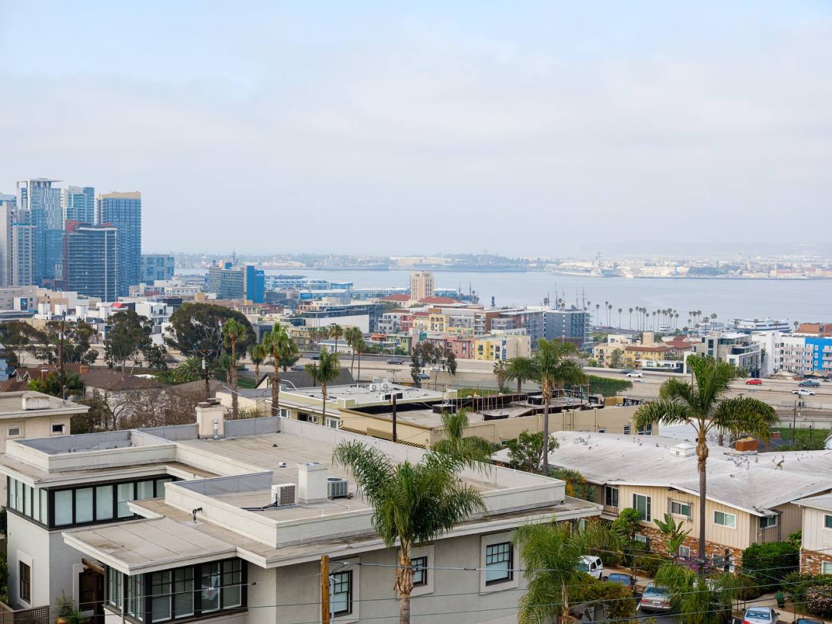 Apartment for rent at 2300 Front St, San Diego, CA 92101