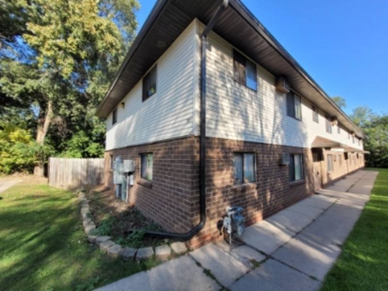 Apartment for rent at 301 Leeland St, Green Bay, WI 54303
