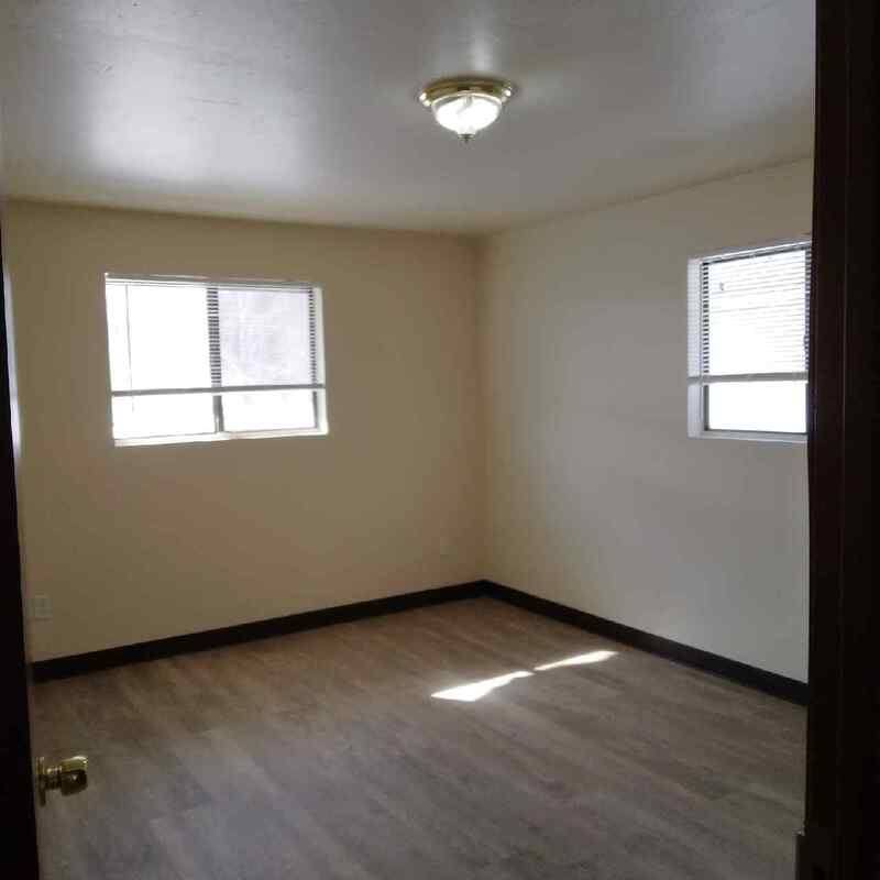 Apartment for rent at 301 Leeland St, Green Bay, WI 54303