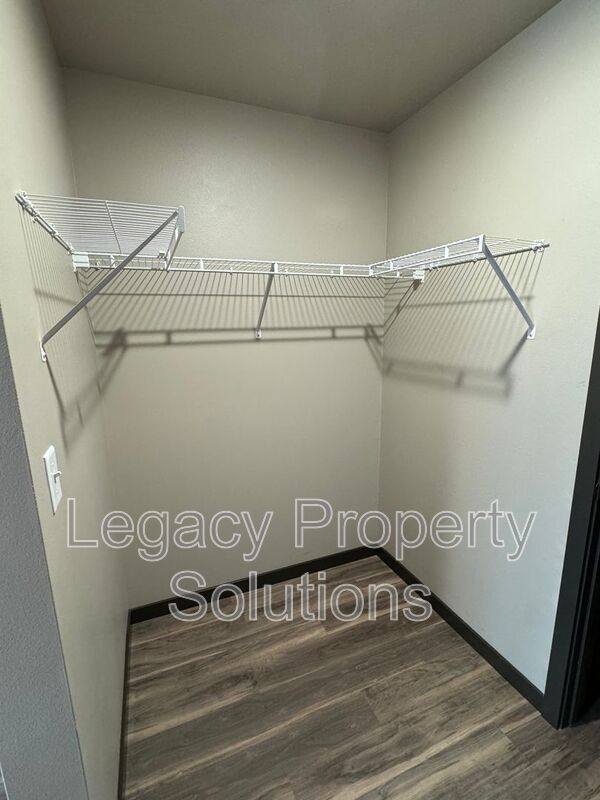 Apartment for rent at 226 E Greenfield Lane, Bismarck, ND 58503