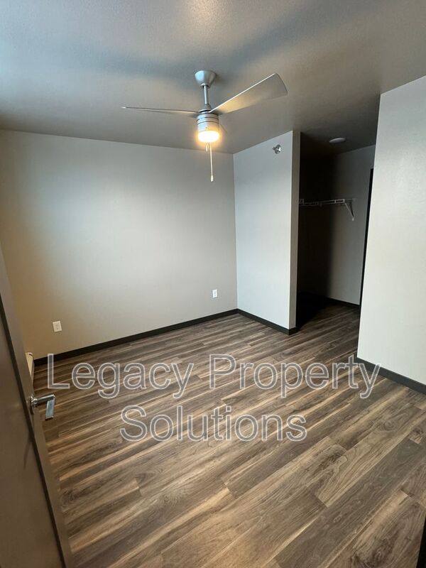 Apartment for rent at 226 E Greenfield Lane, Bismarck, ND 58503