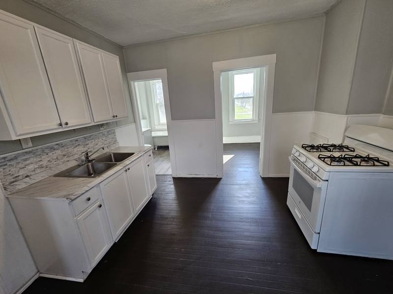 Apartment for rent at 8023 Kosciuszko Ave, Cleveland, OH 44103