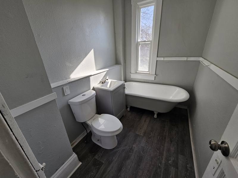 Apartment for rent at 8023 Kosciuszko Ave, Cleveland, OH 44103