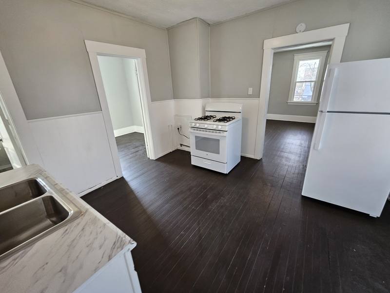 Apartment for rent at 8023 Kosciuszko Ave, Cleveland, OH 44103