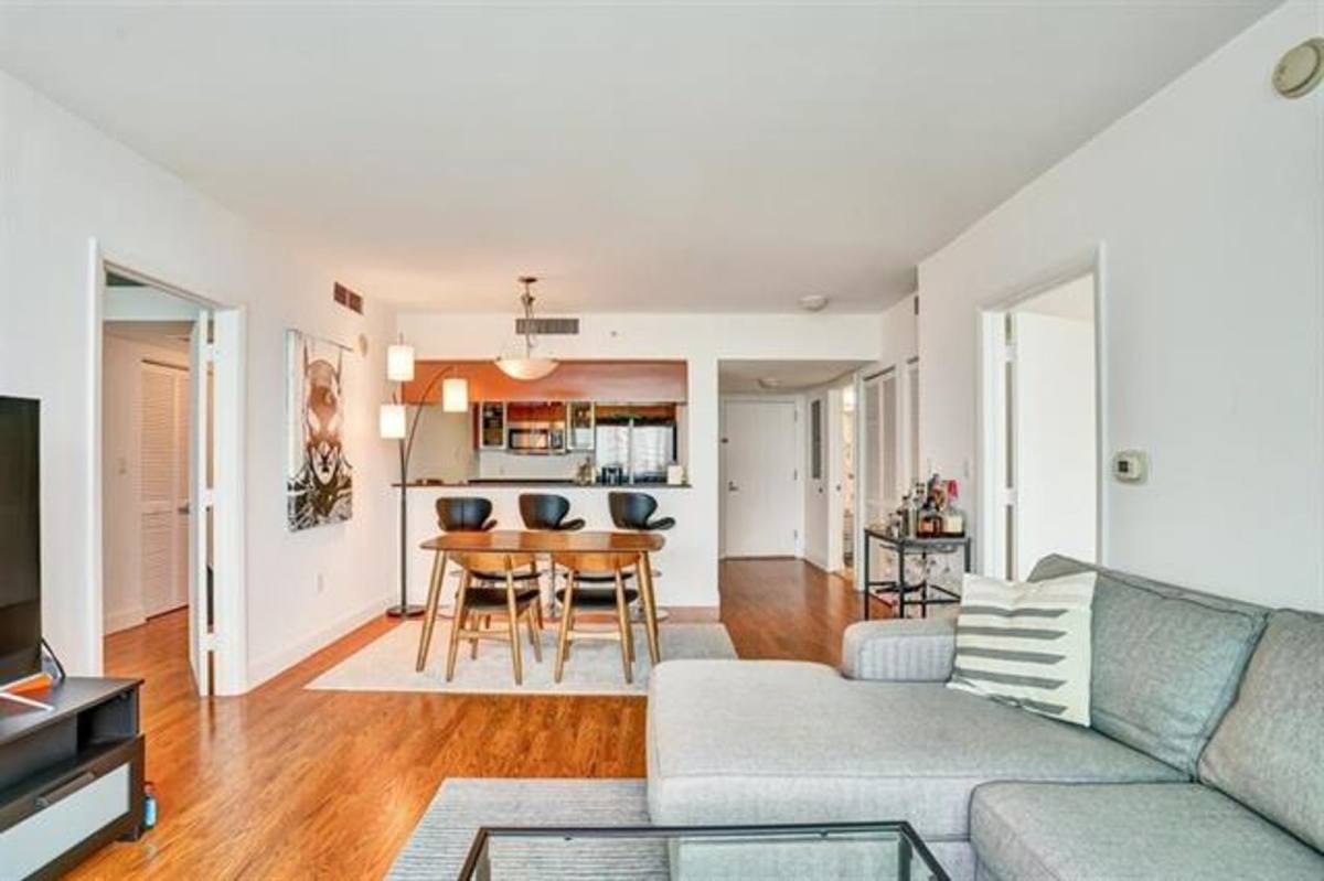 Apartment for rent at 1800 N Bayshore Dr, Miami, FL 33132