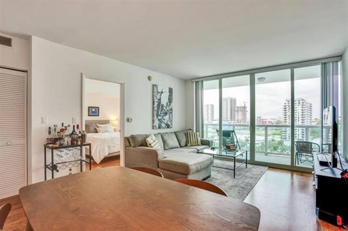 Apartment for rent at 1800 N Bayshore Dr, Miami, FL 33132