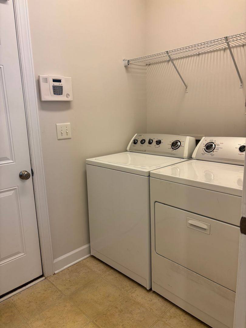 Townhouse for rent at 11114 Sandstone Rd, Charlotte, NC 28277