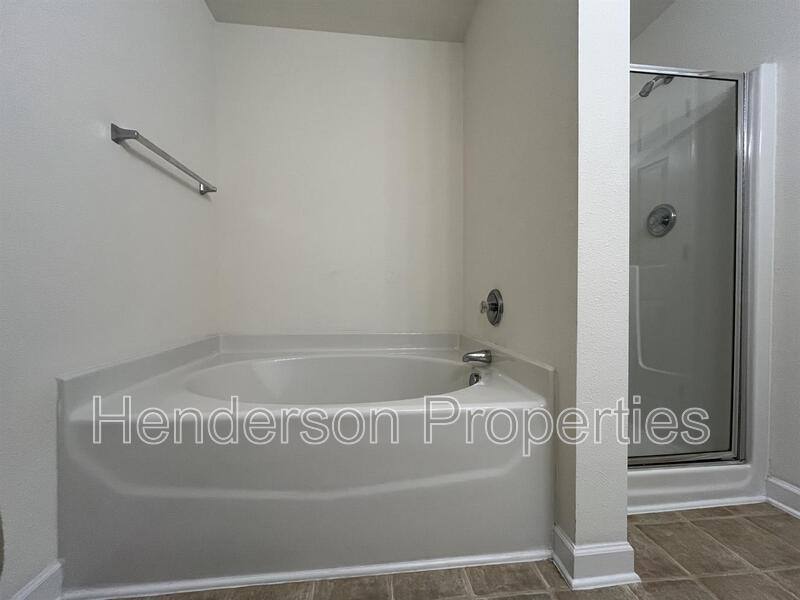 Townhouse for rent at 5538 Santeelah Court, Charlotte, NC 28217