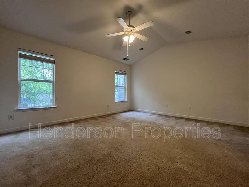 Townhouse for rent at 5538 Santeelah Court, Charlotte, NC 28217